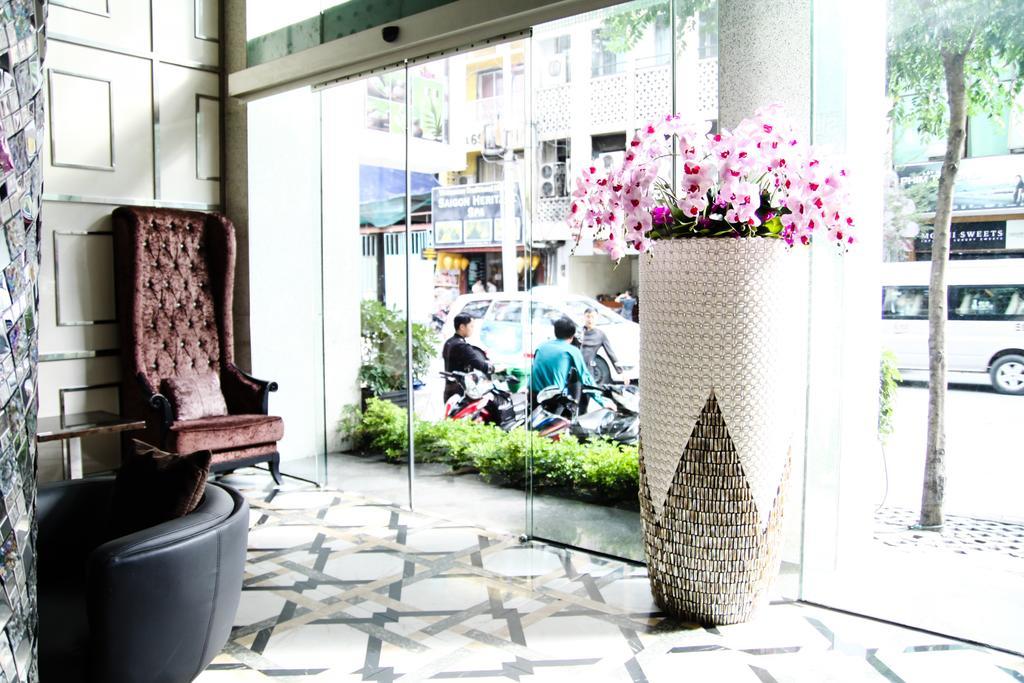 A&Em Hai Ba Trung Hotel Хошимін Екстер'єр фото