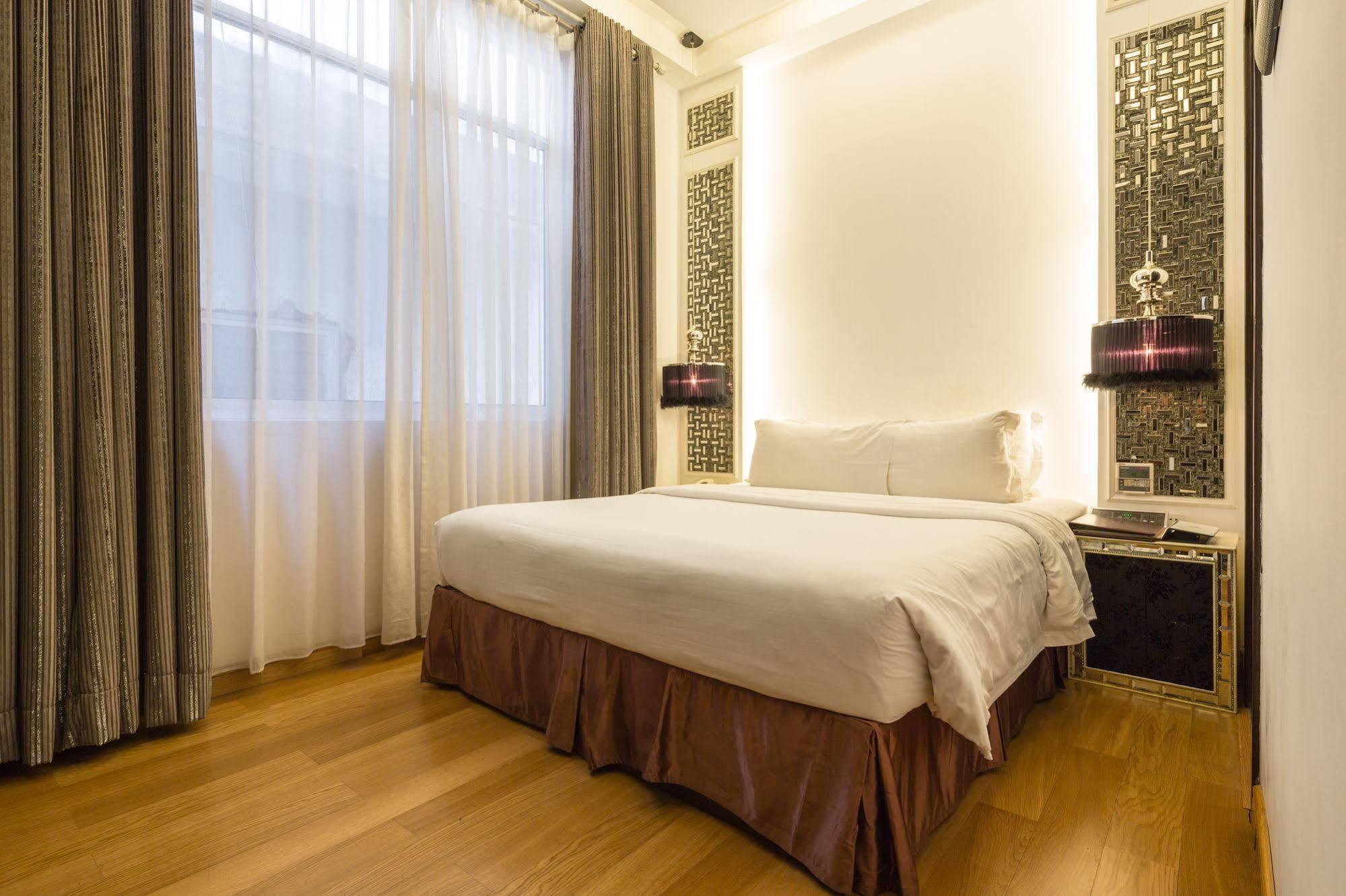 A&Em Hai Ba Trung Hotel Хошимін Екстер'єр фото