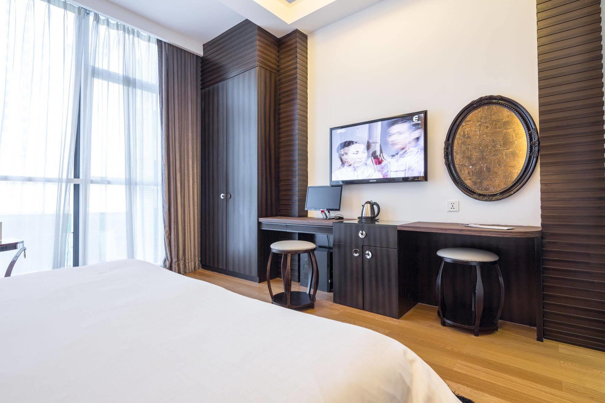 A&Em Hai Ba Trung Hotel Хошимін Екстер'єр фото