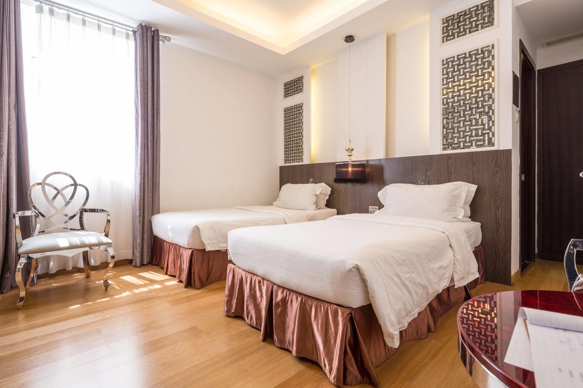 A&Em Hai Ba Trung Hotel Хошимін Екстер'єр фото